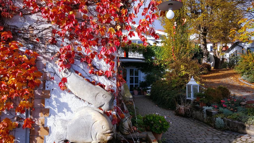 Altes Kurhaus Landhotel Trabelsdorf Екстериор снимка
